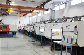 Atelier de machines horizontales de moulage par injection